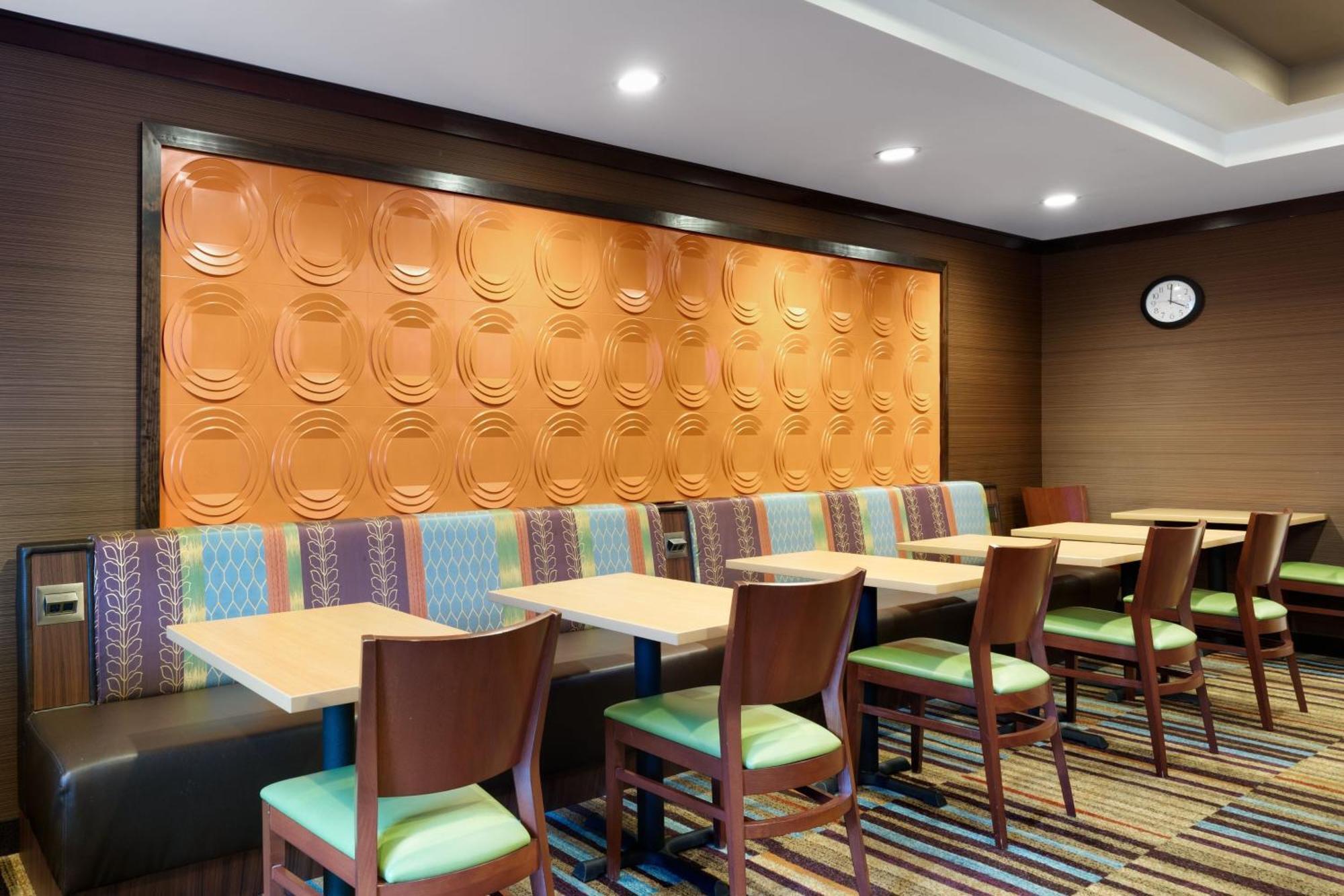 Fairfield Inn By Marriott Lexington Park Patuxent River Naval Air Station Екстер'єр фото