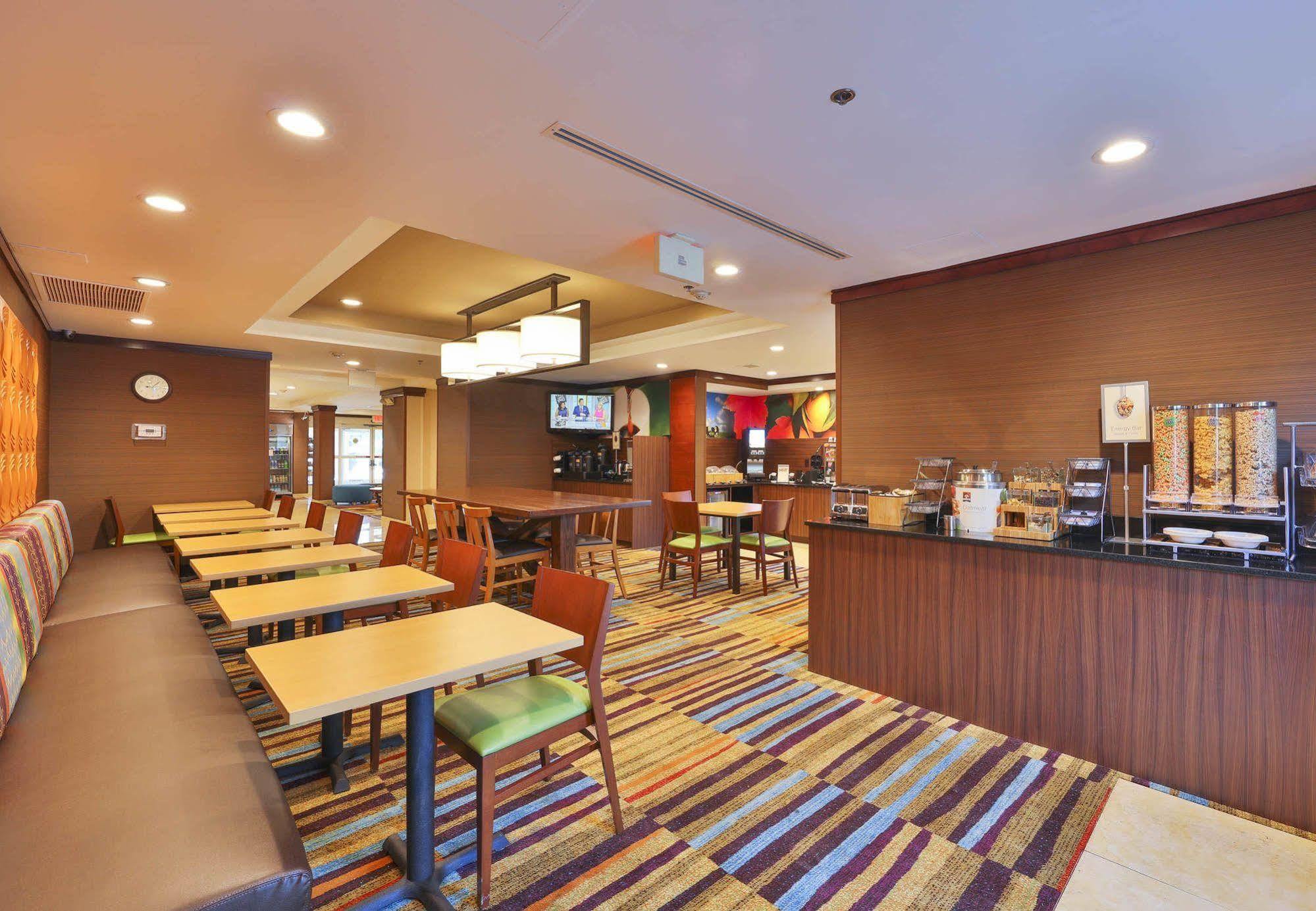Fairfield Inn By Marriott Lexington Park Patuxent River Naval Air Station Екстер'єр фото